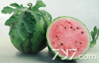 吃瓜影响财运么,财运或受影响？揭秘吃瓜与财运之间的关系