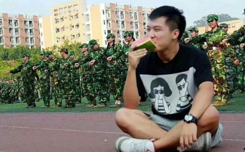 军仔吃瓜,揭秘军营里的那些趣闻轶事