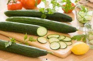 吃瓜涩嘴巴,揭秘娱乐圈的甜蜜与苦涩