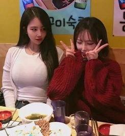 青岛吃瓜妹子事件,网络舆论的风暴与反思