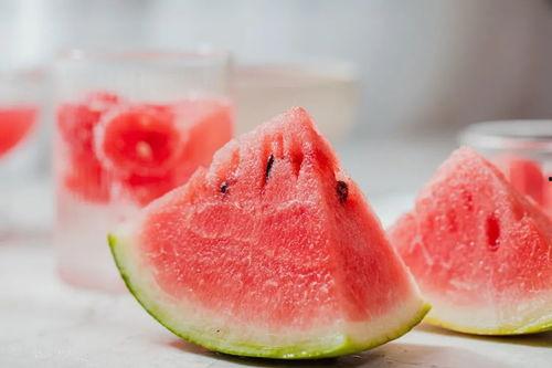 吃瓜不贪凉,吃瓜不贪凉，健康度夏有妙招